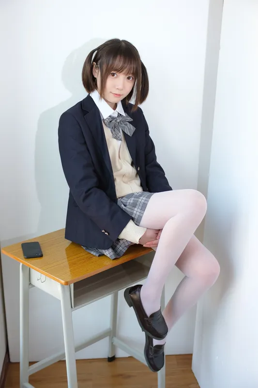 森萝财团 [X-010-SSR] JK校服白丝 [83P 1V] - 森萝财团